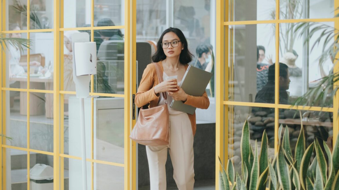 loud leaving workplace